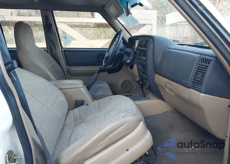 1999 Jeep Cherokee Classic/Sport from USA, damaged, VIN 1J4FT68S0XL559626